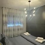 Your House In Apartamento Tirana