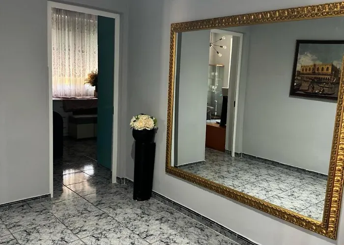 Your House In דירה טיראנה