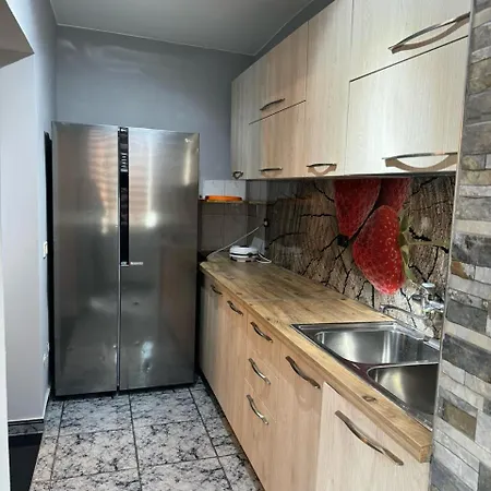 Апартаменты Your House In Тирана