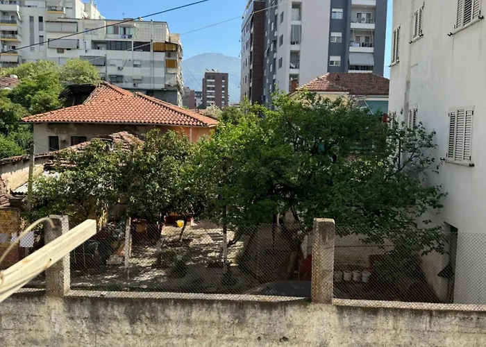 아파트 Your House In