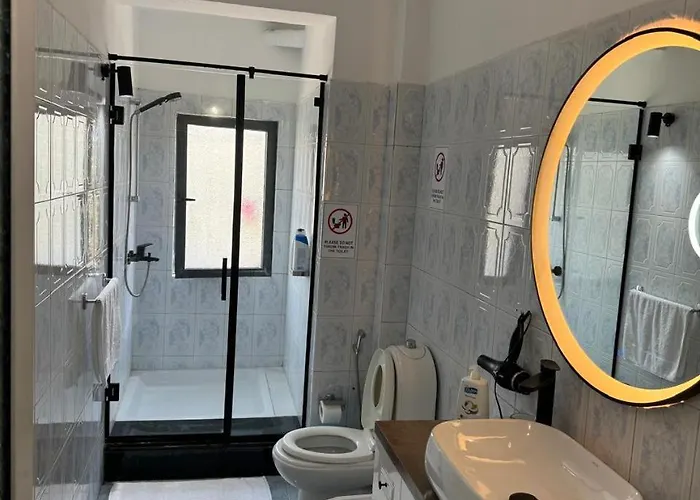 아파트 Your House In 티라나
